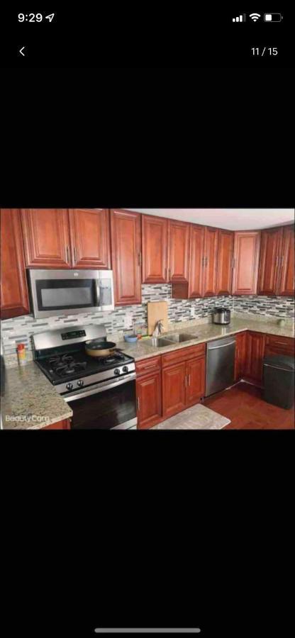 شقة Cozy Rowhouse Next Jhh بالتيمور المظهر الخارجي الصورة